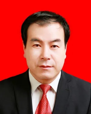 马致富青绿山水画_马致富画家价格_致富经马