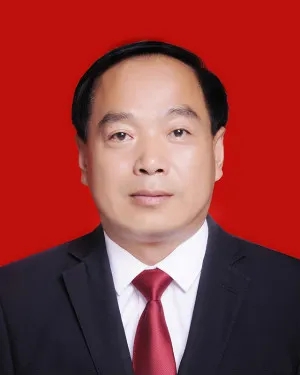 马致富青绿山水画_致富经马_马致富画家价格