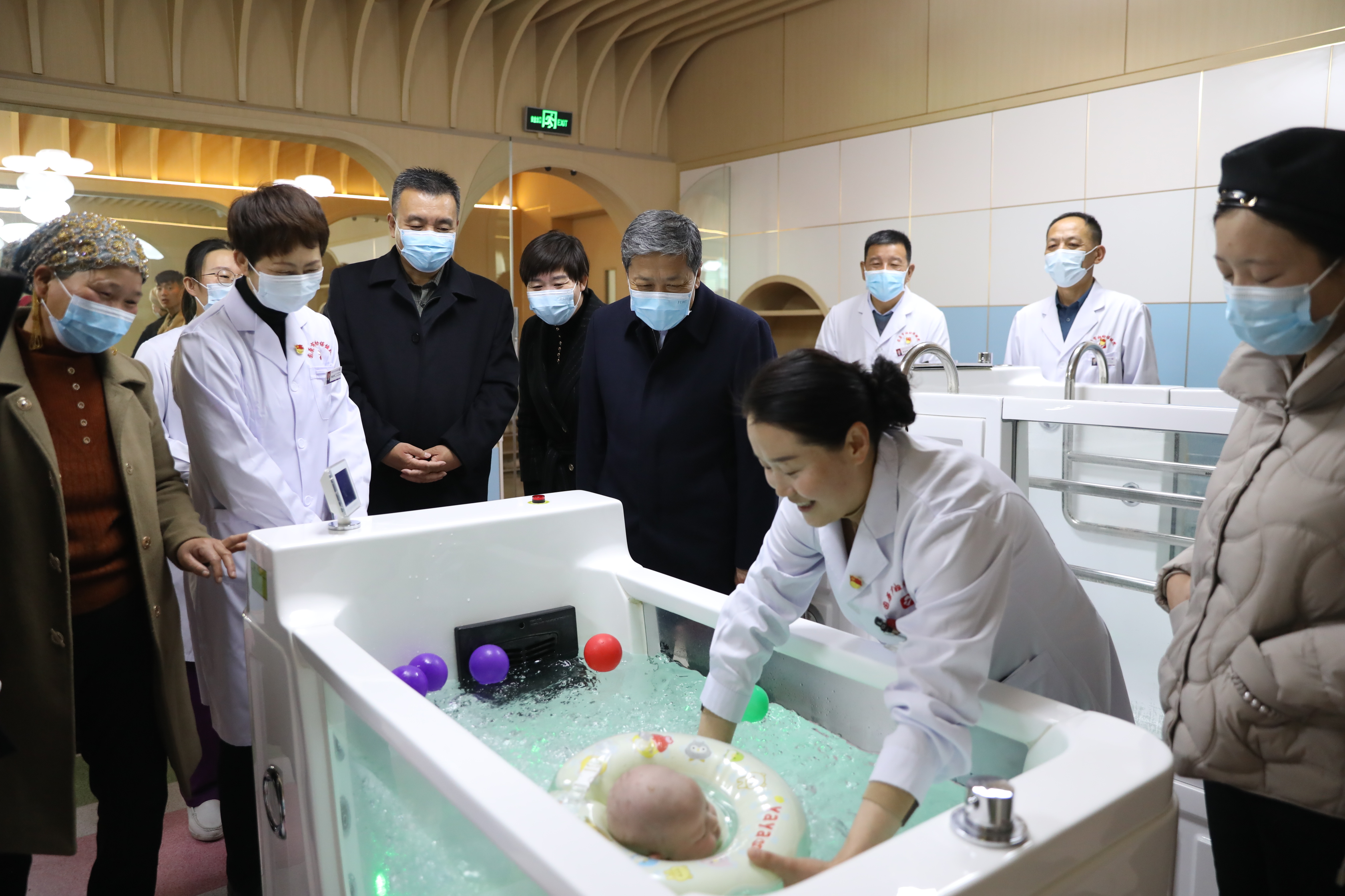 滑志敏调研全市卫生健康工作时强调 深化医疗卫生体制改革让群众广受益得实惠